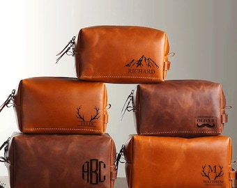 Groomsmen Gifts, Personalized Men's Leather Toiletry Bag, Custom Travel Toiletry Bag , Anniversary Gift for Him, Christmas Gift for Men