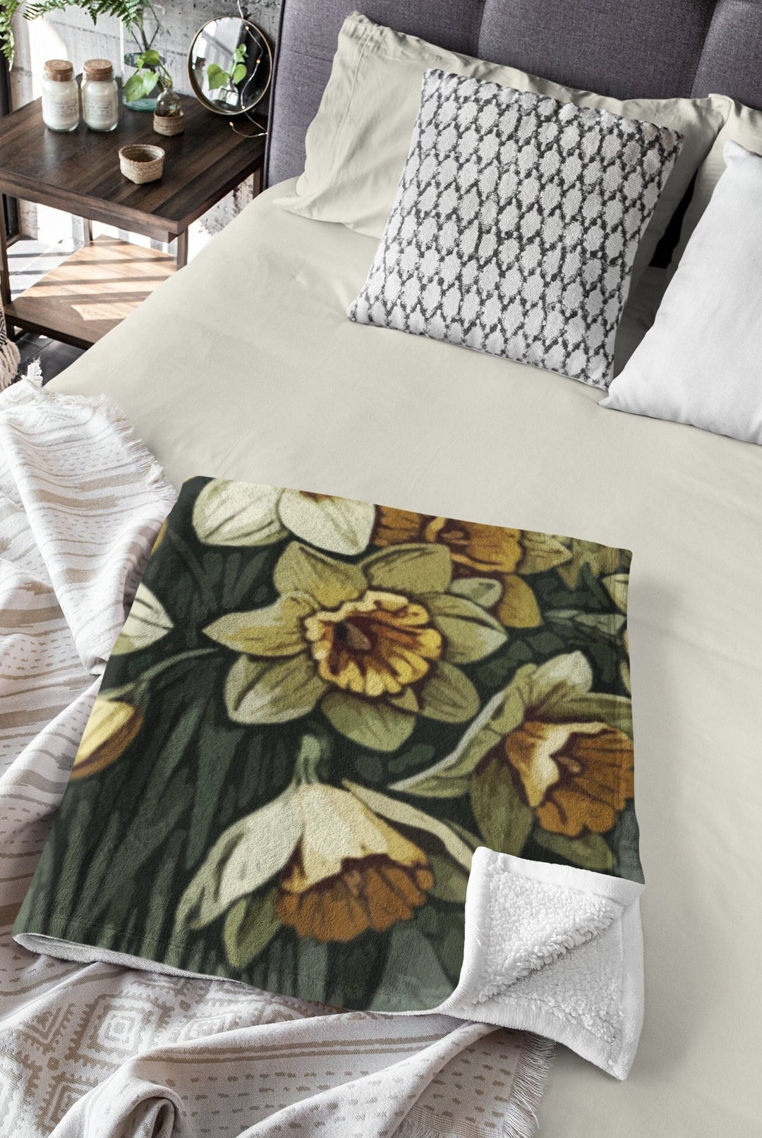 Jonquil Velveteen Plush Blanket. March Birth Flower. Jonquils