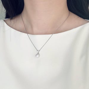 Classic Pearl Pendant, Single Pearl Necklace, Minimalist Jewelry, Dainty Pearl Necklace, Gift for Her
