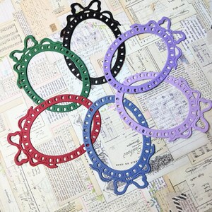 Cadres prédécoupés avec noeuds - Ensemble de 6 pièces - Couleur au choix - Découpe à la main - Scrapbooking - Fabrication de cartes - Journalisation indésirable - Cadre découpé