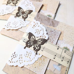 Exklusives Papier-Bundle | 12er-Set | Geprägtes Papier | Eigenes Design | Vintage-Stil | Vergängliches Papier | Spray Painted Papiere | Metallischer Schimmer