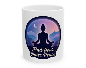Kubek „Znajdź swój wewnętrzny spokój” | Sylwetka do medytacji jogi, zachód słońca w górach