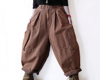 Pantalones de trabajo vintage lavados / Vaqueros de tiro alto con vuelo, estilo cargo teñido artesanalmente