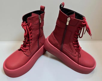 Red Leather Combat Boots, Burgundy Cowhide Platform Ankle Boots, Lace Up Side Buckle