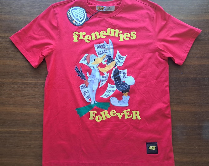Warner Bros Frenemies Forever Bugs and Daffy Shirt Size Large New w/Tags