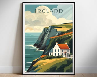 Può includere: Un'illustrazione colorata di una casa su una scogliera che si affaccia sull'oceano. Il cielo è blu con nuvole bianche e il testo "IRELAND" è in cima all'immagine.