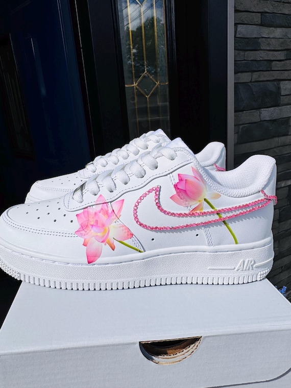 Nike Air Force 1 White with Pink Accents Air Force 1 Custom Sneakers Mid Two Tone Hot Pink White  main image 3