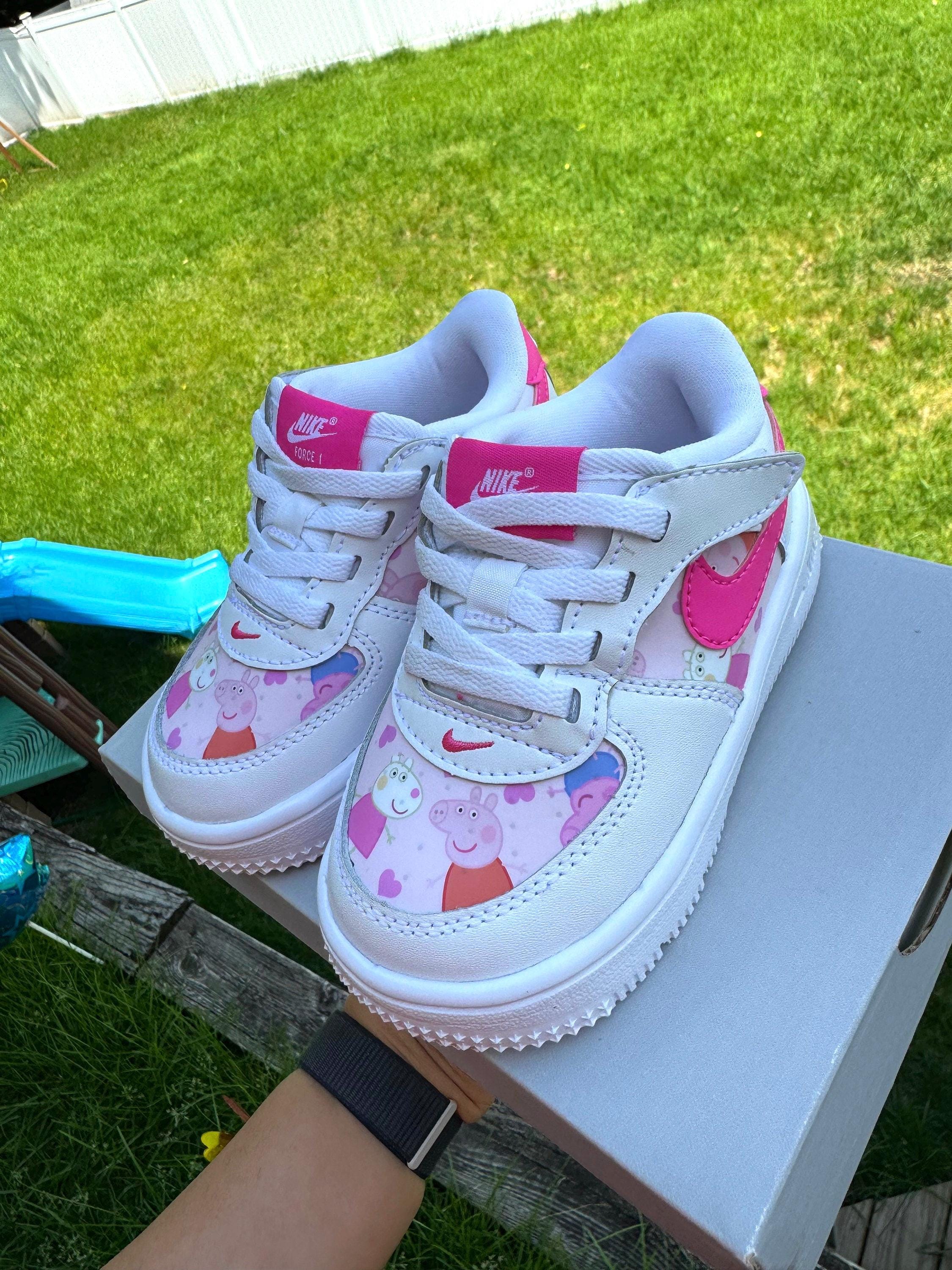 Peppa Pig Nike - Etsy Peppa Pig Nike - Etsy