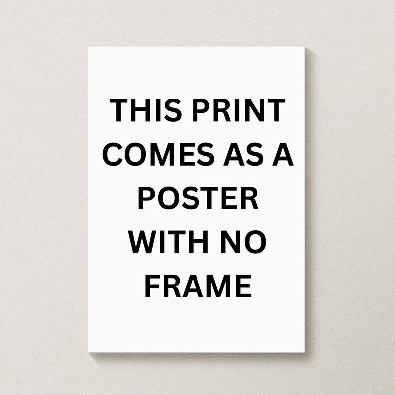 Pu&ograve; includere: Un poster bianco con testo nero che recita: "QUESTA STAMPA VIENE FORNITA COME POSTER SENZA CORNICE."