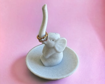 3D-geprinte olifantringhouder met schaal | Minimalistisch decor | Sieradenorganizer