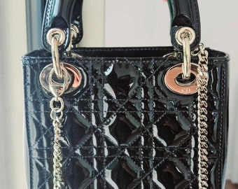 Vintage-Tasche Damen Iconic Lady Dior Mini-Tasche aus schwarzem Lackleder