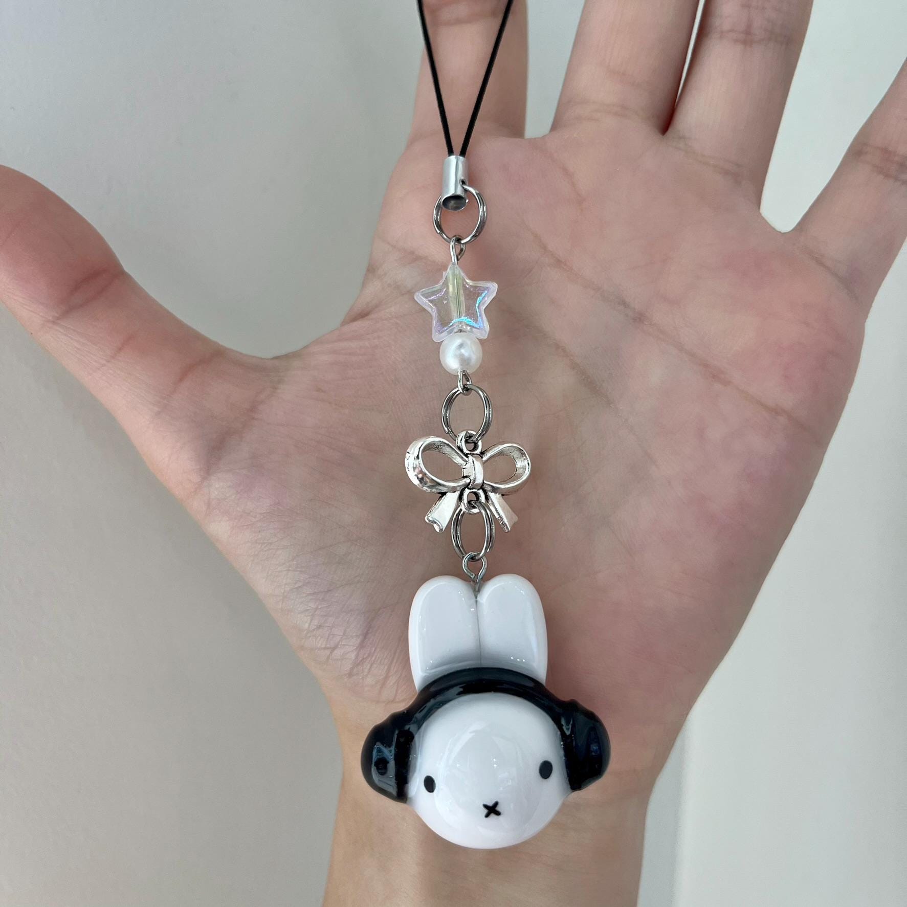 Bunny Headphone Keychain - Etsy