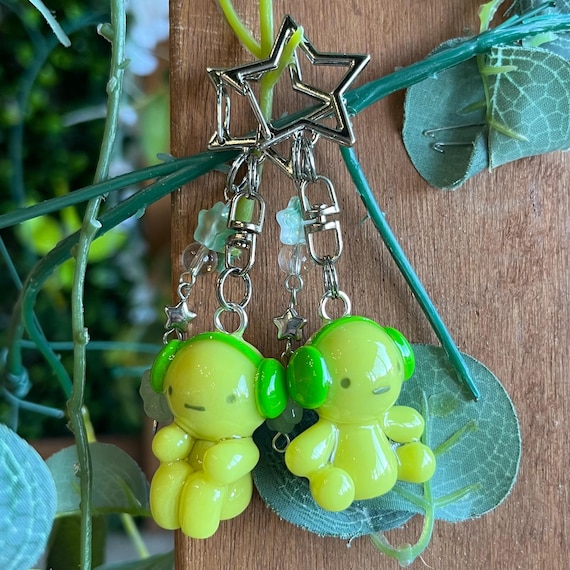 ミントグリーン キャラクターキーホルダー スミスキー ヘッドホン フルボディ キーチェーン - Etsy 日本