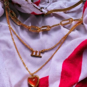 Exquisite Heart Necklace, Carnelian Crystal Pendant Elegant Gift for Mom or Girlfriend, Heart Gemstone Jewelry, Valentine's Day Elegance zdjęcie 5