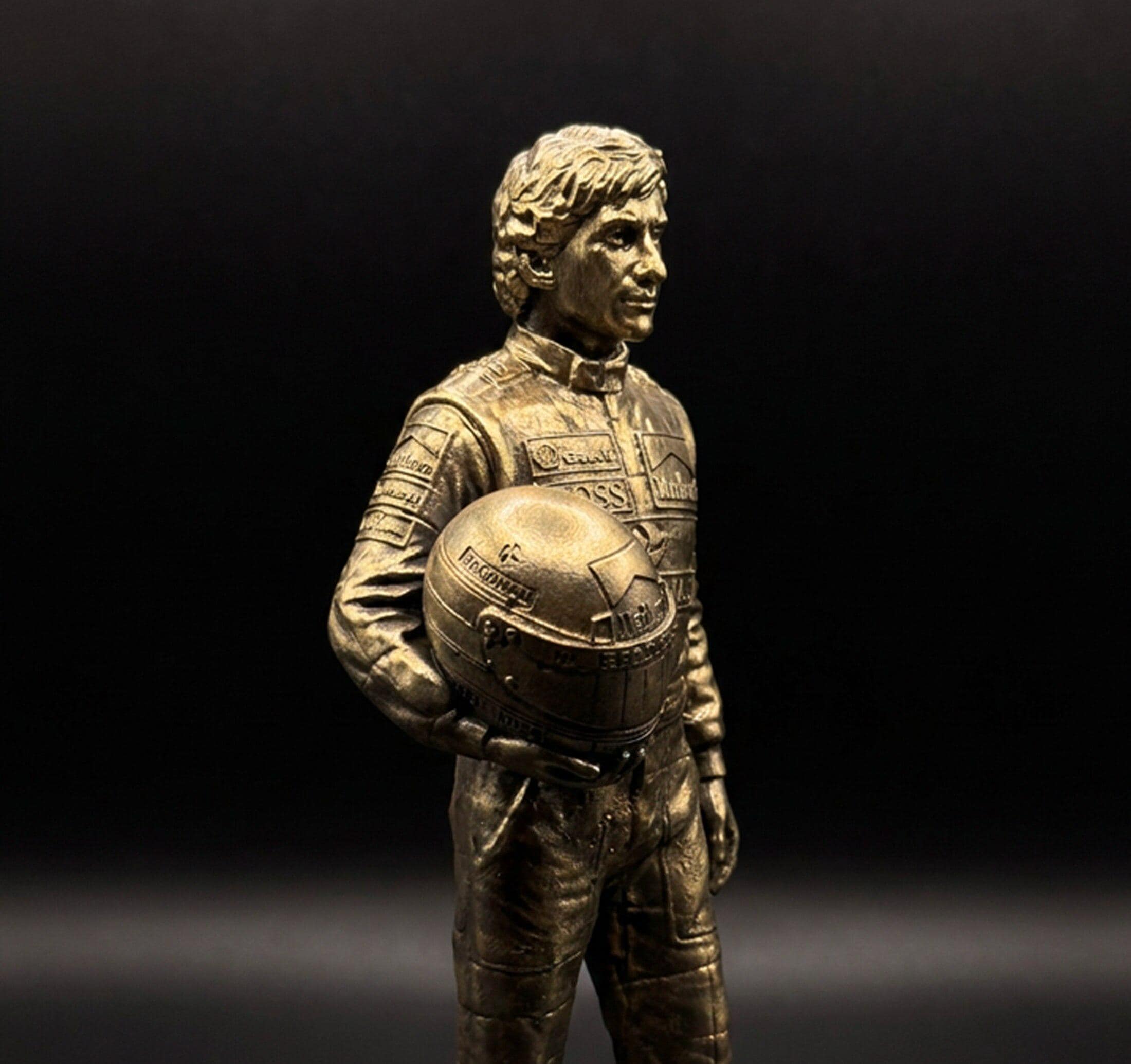 陶器製のF1ドライバーの人形 F1 driver figure - Etsy 日本