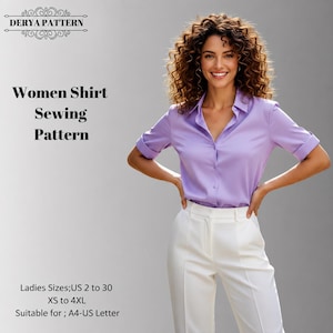 Puede incluir: Un patrón de costura para camisa con la etiqueta DERYA PATTERN. La camisa es de color morado claro con cuello, botones frontales y mangas cortas con dobladillo. El texto incluye Women Shirt Sewing Pattern, Ladies Sizes US 2 to 30, XS to 4XL, A4-US Letter.