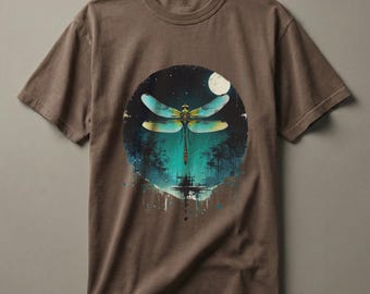 Camiseta de libélula en Comfort Colors, Arte de insectos de Dark Academia