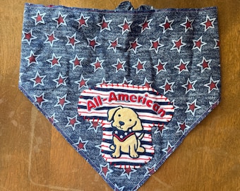 Feliz Día de la Independencia 4 de julio Estados Unidos 250º All American Yellow Lab pañuelo para perro