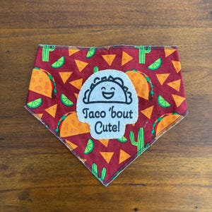 Taco About Leuke unieke omkeerbare hondenbandana van 16-20 inch