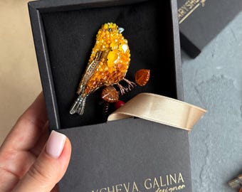 Gold Bird Brooch with Austrian Crystals, Embroidered Beaded Bird Pin, Luxury Wildlife Jewelry, Elegant Gift for Her, Cottagecore Accessory