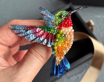 Handmade Hummingbird Brooch, Jeweled Beaded Bird Pin with Zircon, Crystal Details, Luxury Designer Ornamental Brooch, Unique Gift