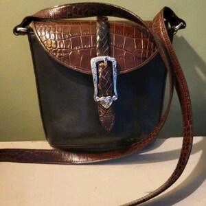 BRIGHTON Bucket Black Brown Croc Pattern Leather Shoulder Handbag Vintage CLEAN image 3