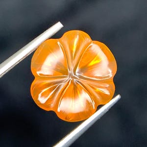 Fantastisk 4 karat blomslipad snidad citrin från Afrika | 11x10,5x6,5 mm