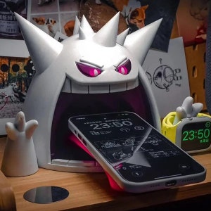 Gigantamax Gengar wireless charger (Pre-Sale)