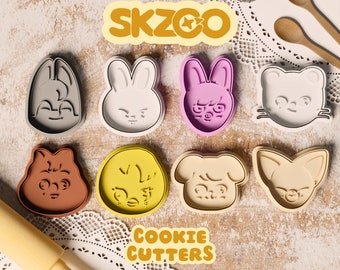 Skzoo OT8 koekjesvorm set van 8 | Verdwaalde kleivormer voor kinderen | Kpop-koekjesstempel | Wolfchan Quokka Bbokari Jiniret Leebit Dwaekki PuppyM Foxiny