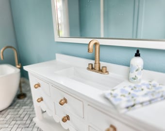 Rubinetto in miniatura per casa delle bambole, scala 1:12, mini rubinetto per bagno, mini rubinetto per cucina, perfetto per qualsiasi bagno o cucina di casa delle bambole.