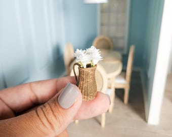 Jarrón de mimbre en miniatura para casa de muñecas, plantas para casa de muñecas, decoraciones para casa de muñecas, miniplantas, minidecoración, escala 1:12, jarrón para casa de muñecas con efecto teñido.