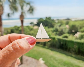 Dollhouse Miniature Sailboat, 1:12 Scale Mini Boat, Mini Beach Decor, Dollhouse Sailboat, Dollhouse Decor, Mini Decor