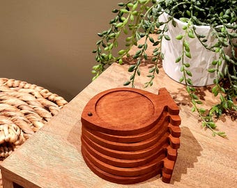 Juego de posavasos de madera con forma de pez estilo vintage / Posavasos náuticos / Decoración rústica para cabañas / Artículos de bar para casas de lago / Posavasos de madera con forma de pez