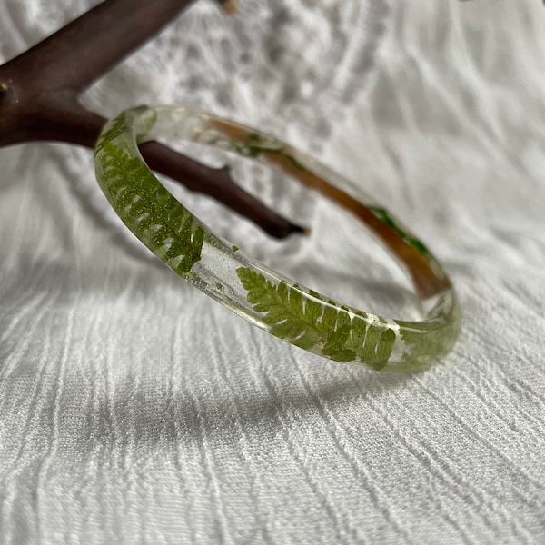 Real Fern Bracelet Natural Epoxy Resin Jewelry Minimalist Forest Bracelet Valentines Day Gift for Her Fern Moss Birch Bark Bangle Bracelet