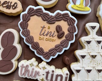 Lambeth retro heart cake top view | a tini bit older | birhtday embosser stamp & cutter, embosser, fondant stamp, debosser, 3D printed