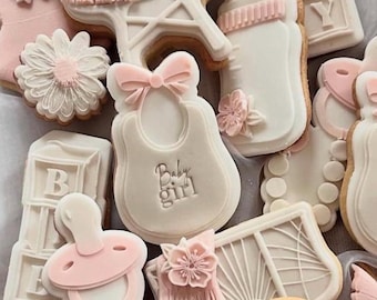 Baby shower | baby bib with bow | baby favours | cookie embosser stamp & cutter, embosser, fondant stamp, debosser, 3D printed U.K.