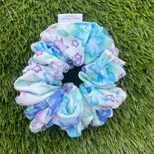 Cute handmade scrunchies, upcycled scrunchies, scrunchy, hair ties, sustainable scrunchies, hair scrunchy, gift ideas, personalized scrunchy