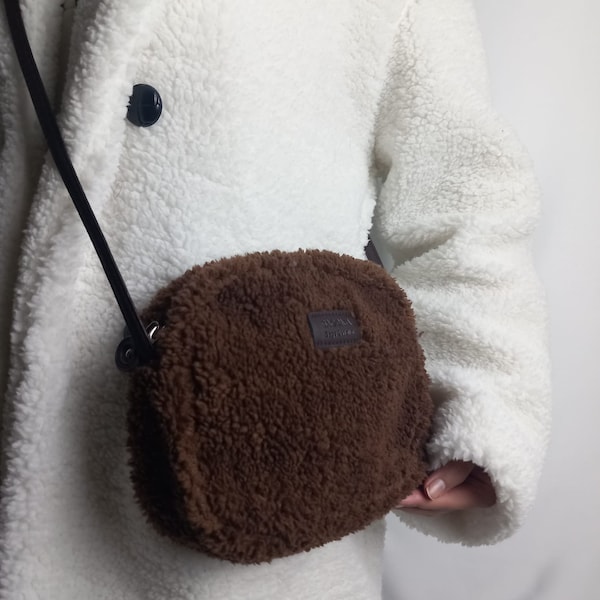 Stylish Brown Plush Bag with Adjustable Strap"