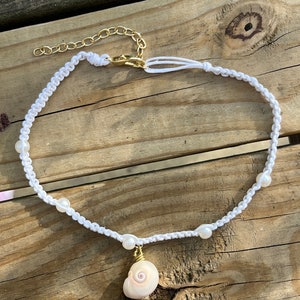 White Macrame Seashell Choker  | Seashell Necklace