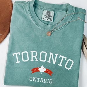 Comfort Colors®  Toronto Shirt, vintage Canada Shirt Comfort Colors® , Gift for Friends, Canada Aesthetic Crewneck, Toronto Shirt Gift