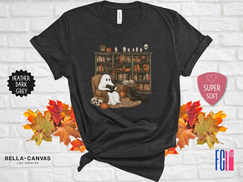 Retro Geister-Lese-Hemd, Bibliothekar-Halloween-Lehrer-Geschenk Dark Grey Heather