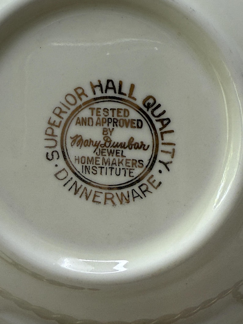 Superior Hall Quality Dinnerwarenull