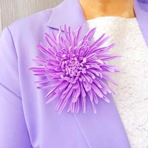 Lilac Purple Flower Brooch Handmade Designer Large  Chrysanthemum Floral Broach Elegant Lapel Pin for Women Gift