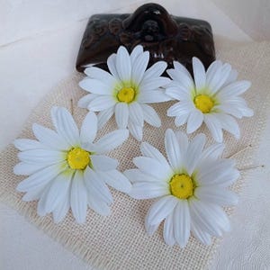 Bridal Hair Pins Daisy Flower - Floral Hair Clip Wildflower Hair Piece Chamomile for Summer Headpiece - Rustic Wedding Accessories