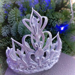 Snow Queen Crown for Winter Brides and Princesses - Ice Queen Tiara Headpiece Jewelry for Festival Costume and Wedding