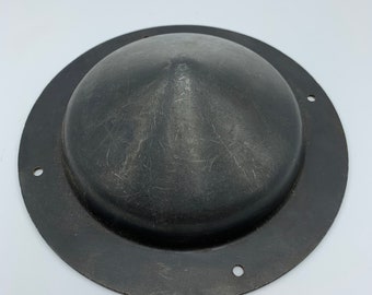 Simple Conical Shield Boss