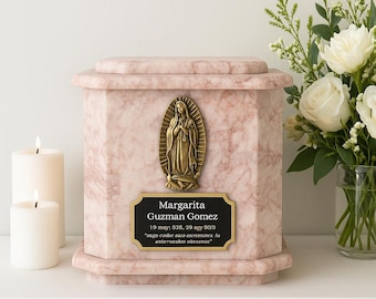 Virgen de Guadalupe marmorurna • 17 cm (7 tum) vuxenurna • Tillverkad i Mexiko • Katolskt minnesmärke, religiöst minnesmärke