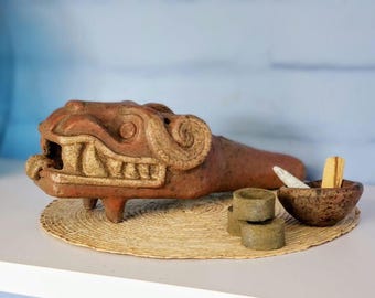 Copalera quetzacoalt animal of power, incense plate, bowl to burn copal palo santo, ancestral clay