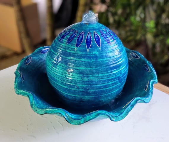Handmade 14 in Serenity Cairn Water Fountains, fuente de agua para mesa interior o exterior azul turquesa,Tranquility fountain, Cat drinking