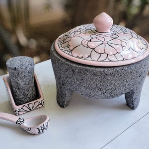Volcanic Stone Molcajete with Pink Talavera Lid and Accessories - Freshness and Artisan Tradition